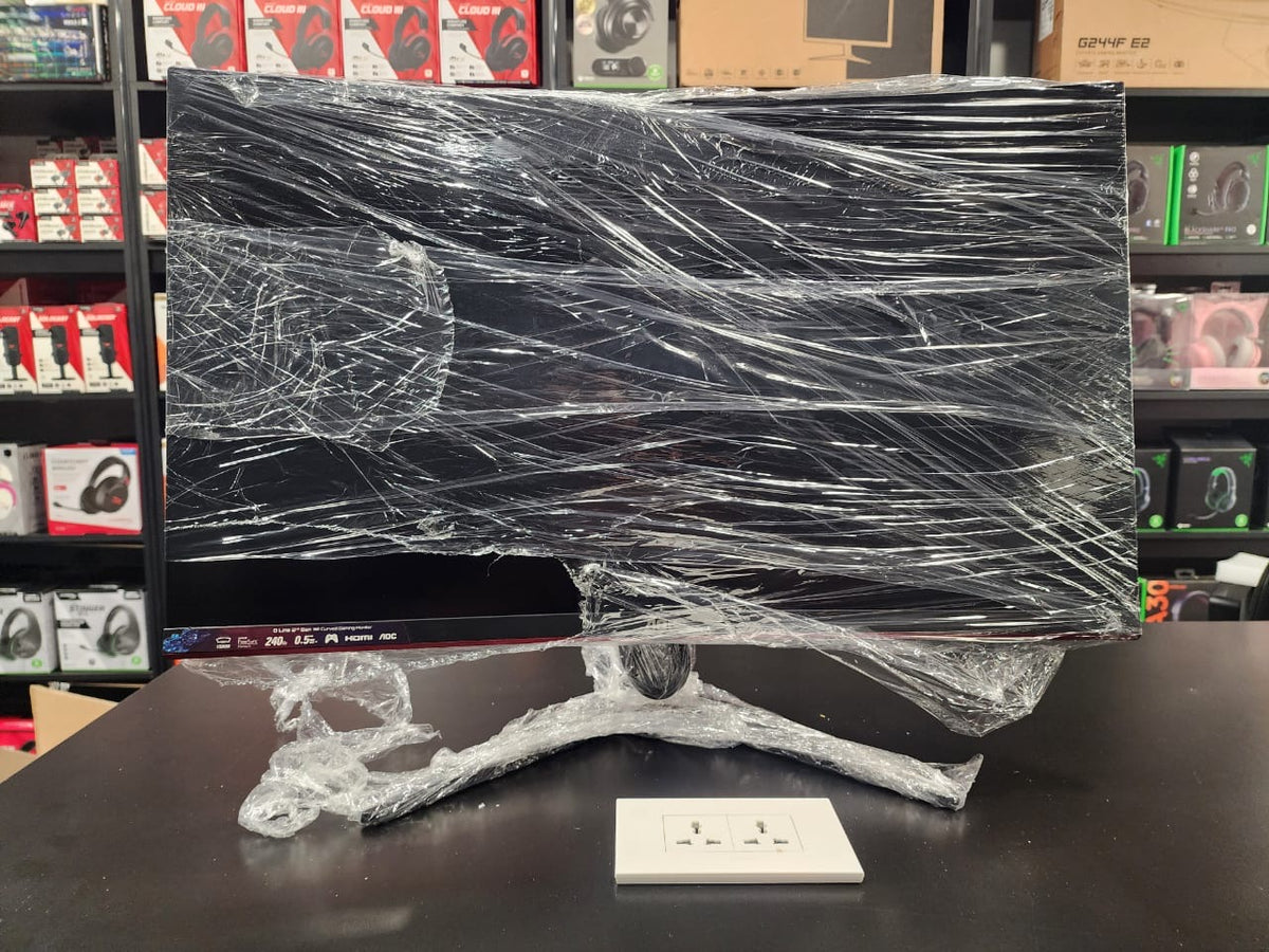AOC C32G2ZE 32” Curved FHD 240Hz Gaming Monitor (Used – Excellent Condition)
