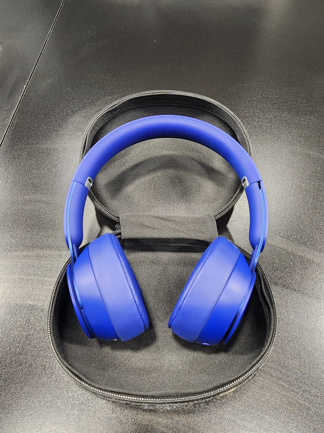 Beats Solo Pro Wireless Noise Cancelling Headphone - Navy Blue (Used)