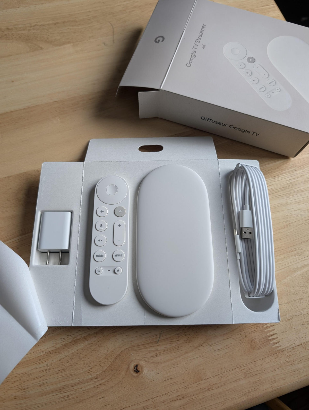 Google TV Streamer 4K (32GB) with Voice Remote – White